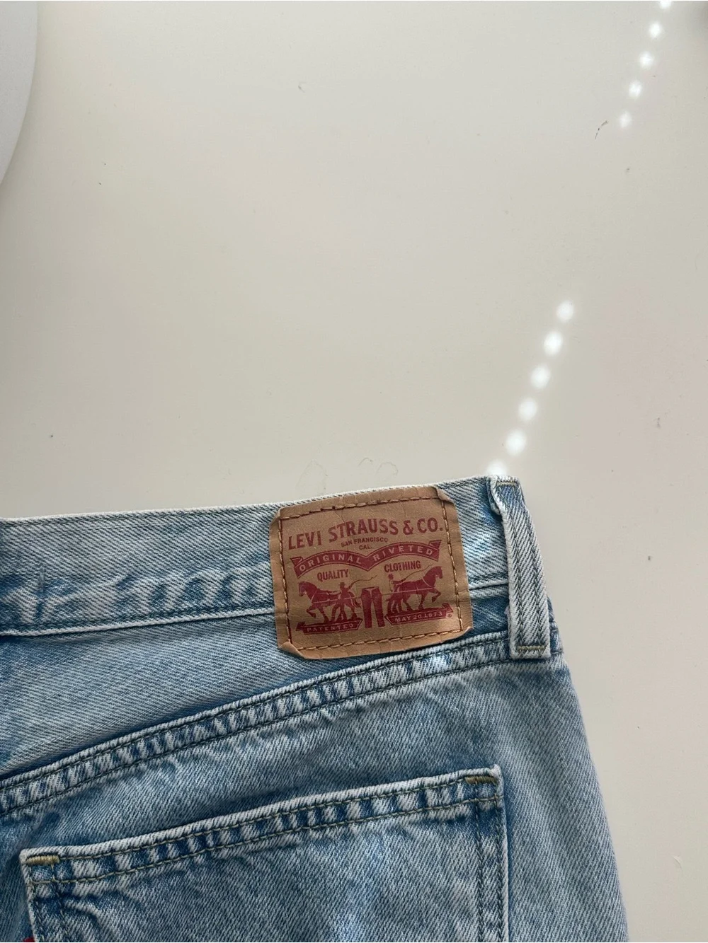 Levi's Light Blue Vintage-Inspired High Rise Jeans - Picture 4 of 5